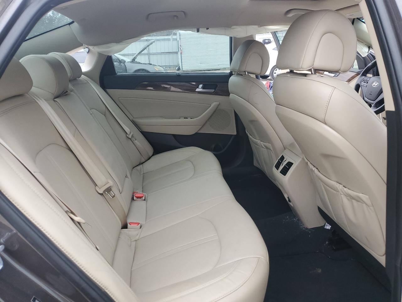 2017 Hyundai Sonata - Image 10