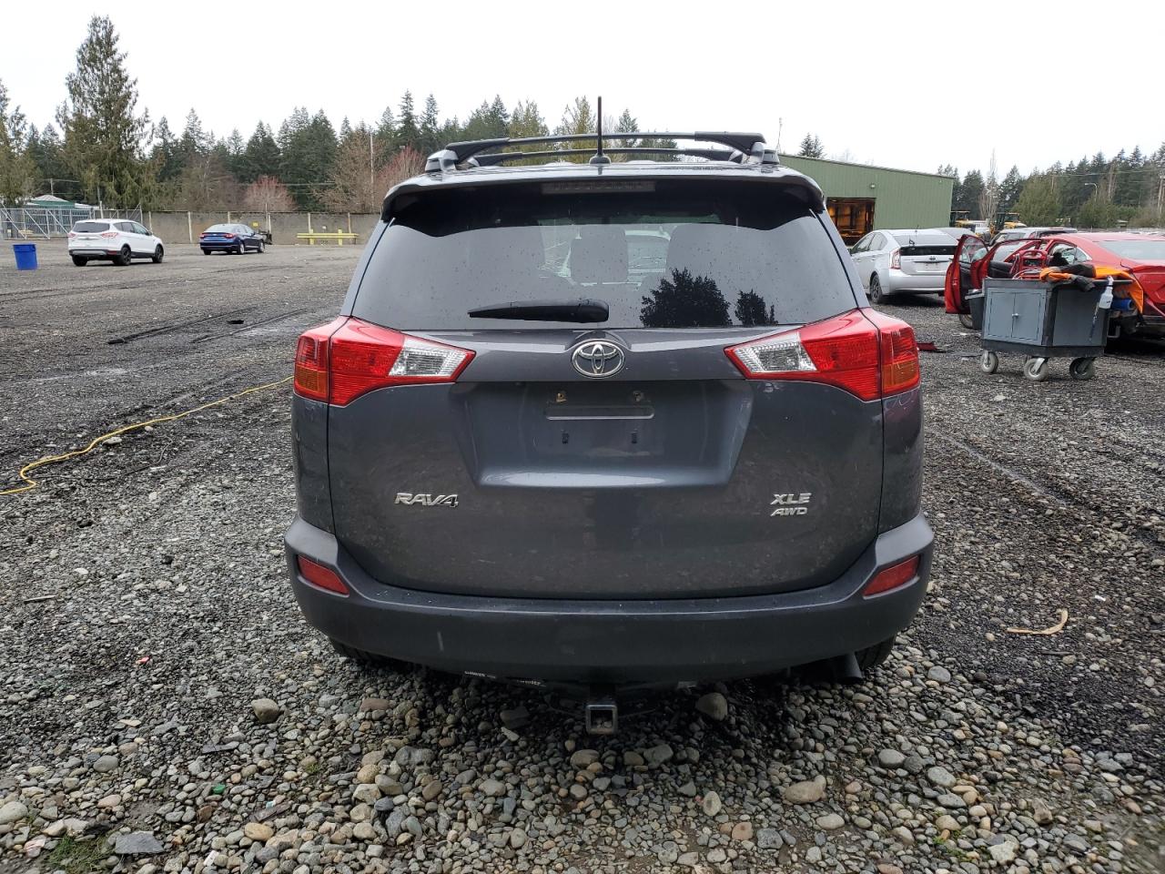 2015 Toyota RAV 4 - Image 6