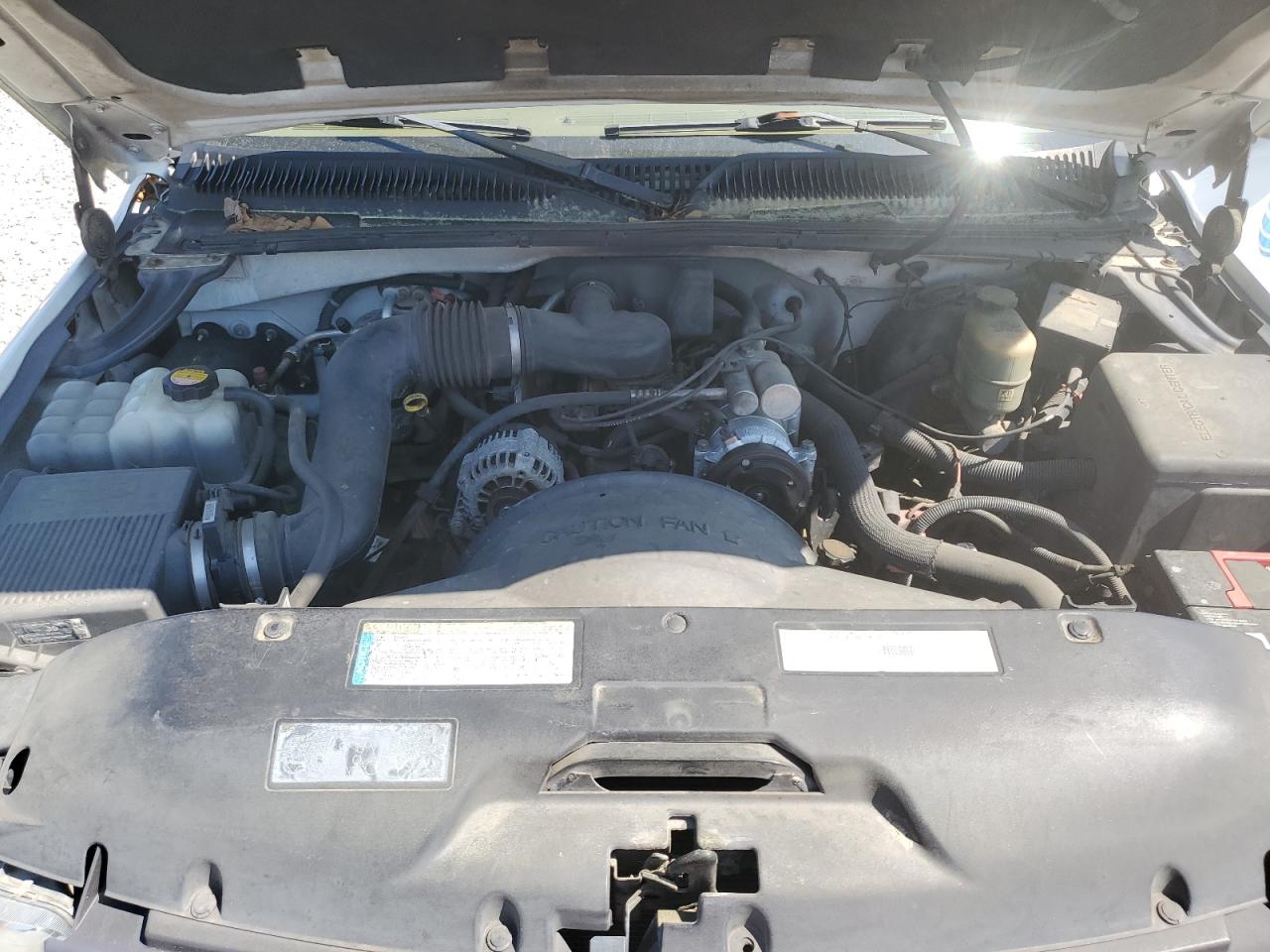 2000 Chevrolet Silverado C1500 VIN: 1GCEC14W9YZ260504 Lot: 50896145