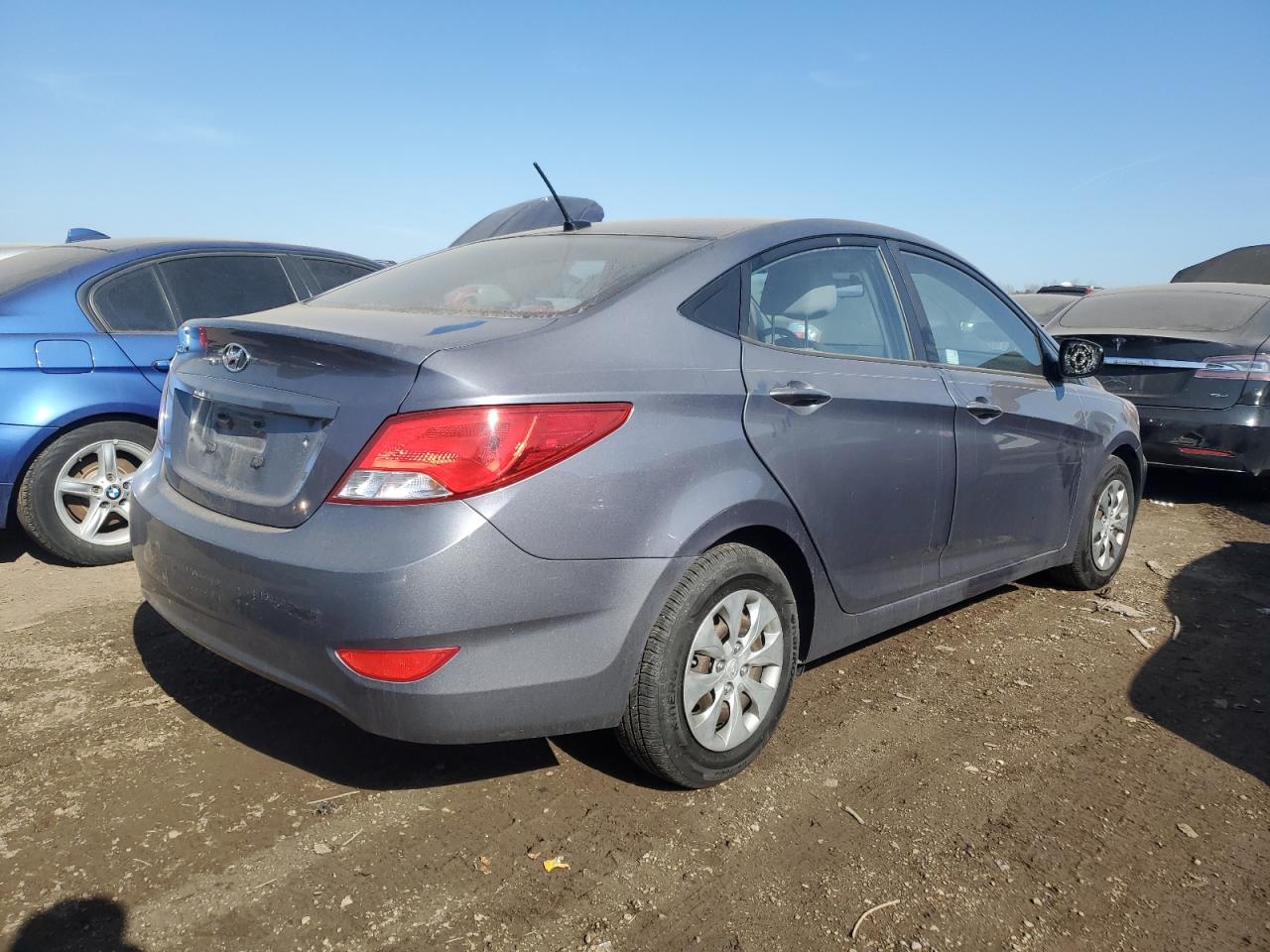 2016 Hyundai Accent - Image 3