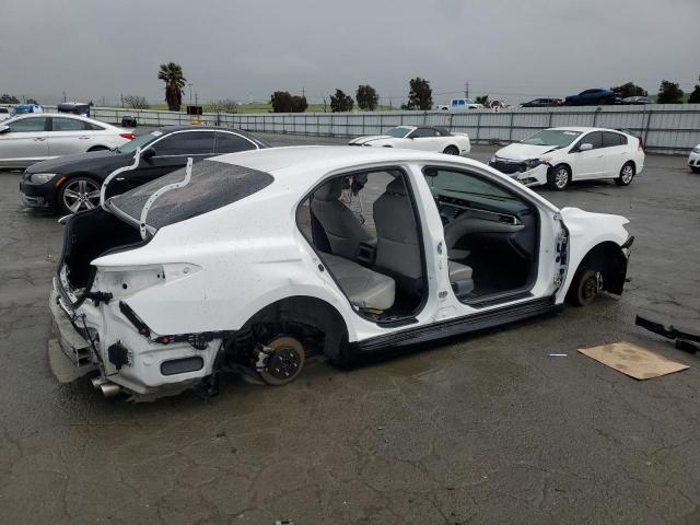  TOYOTA CAMRY 2018 Biały