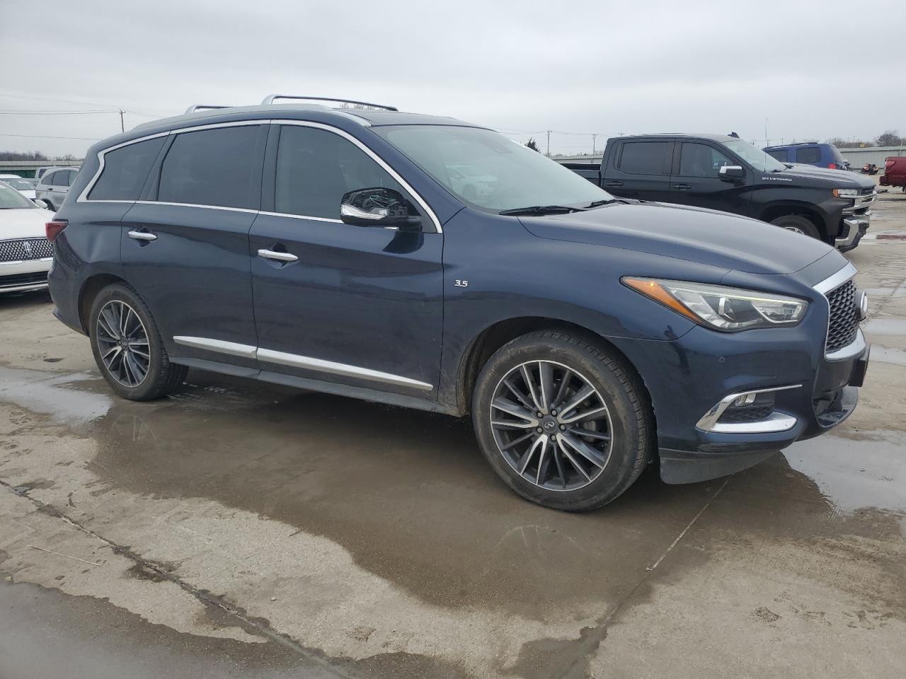 2018 Infiniti QX60 - Image 4