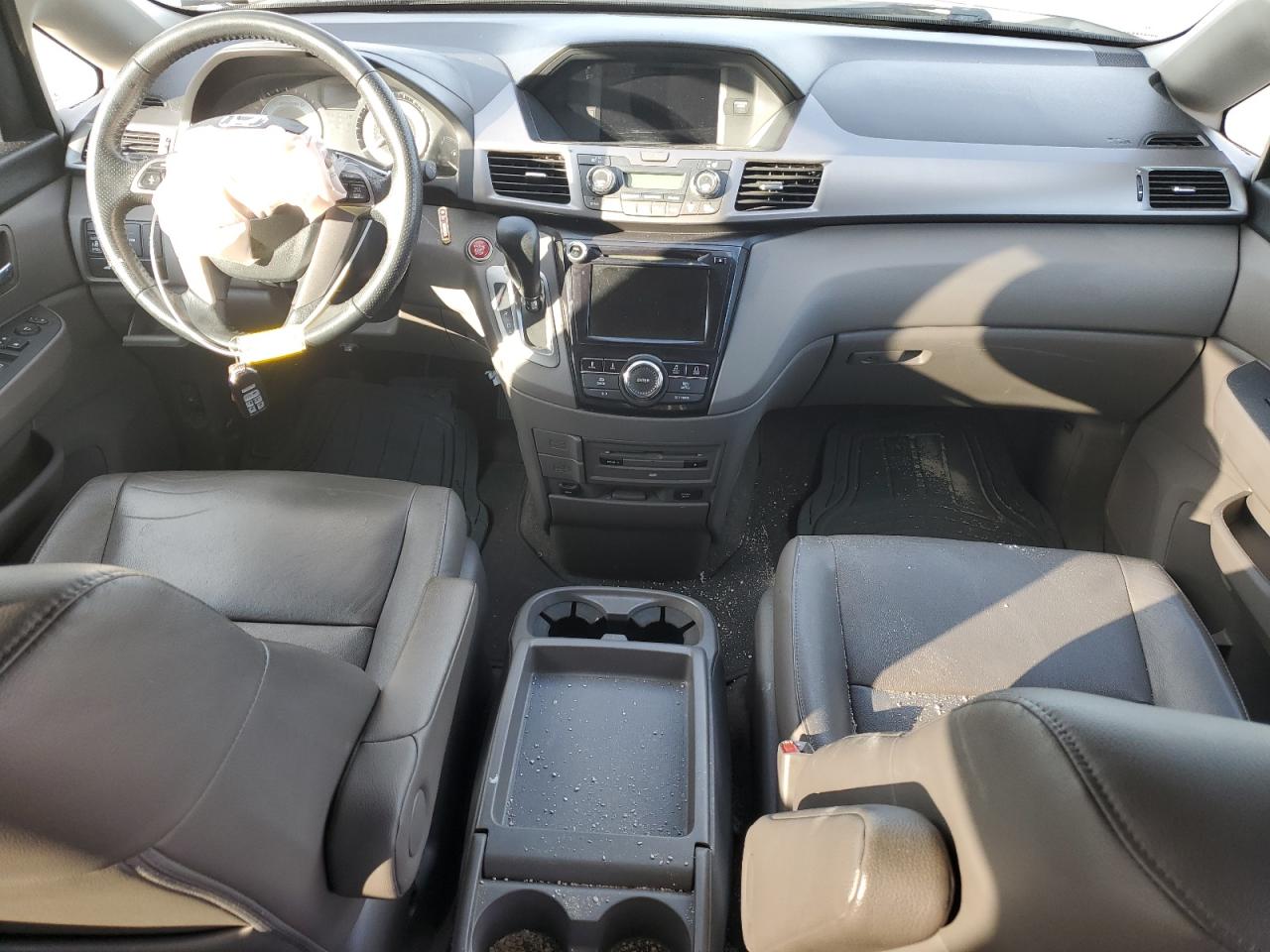 2015 Honda Odyssey - Image 8