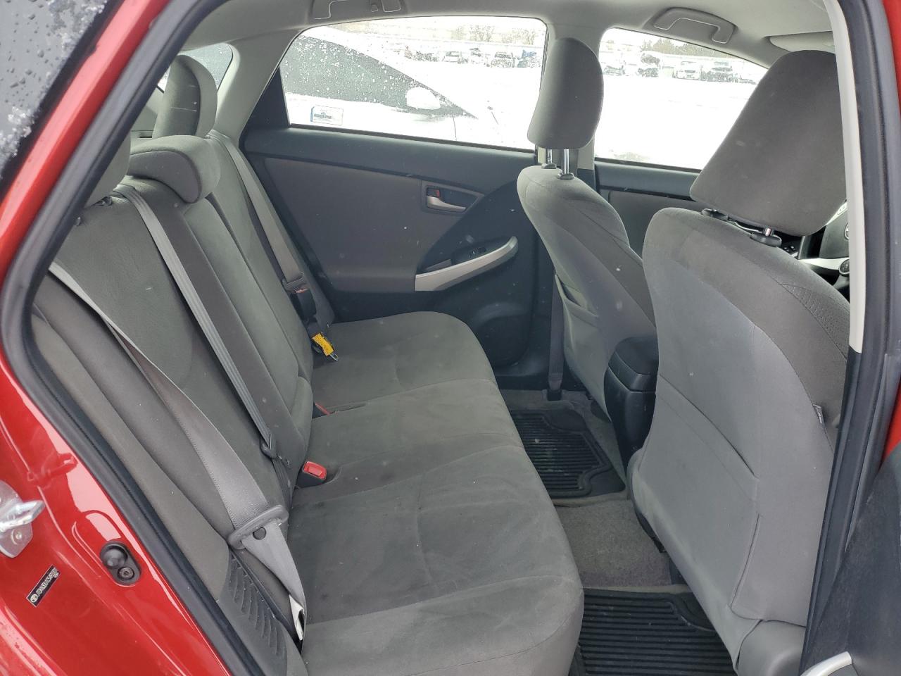 2012 Toyota Prius - Image 10