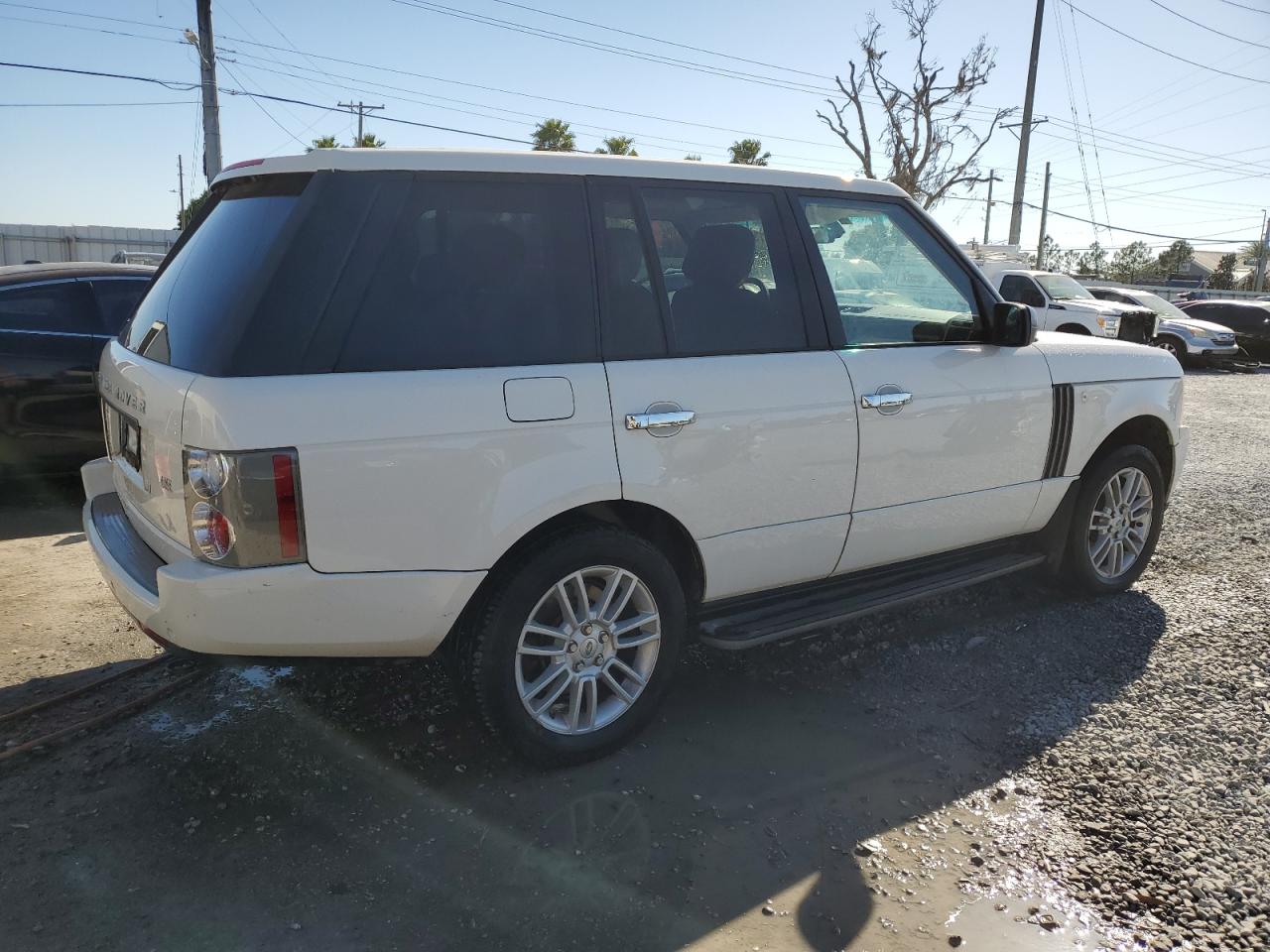 2009 Land Rover Range Rover - Image 3