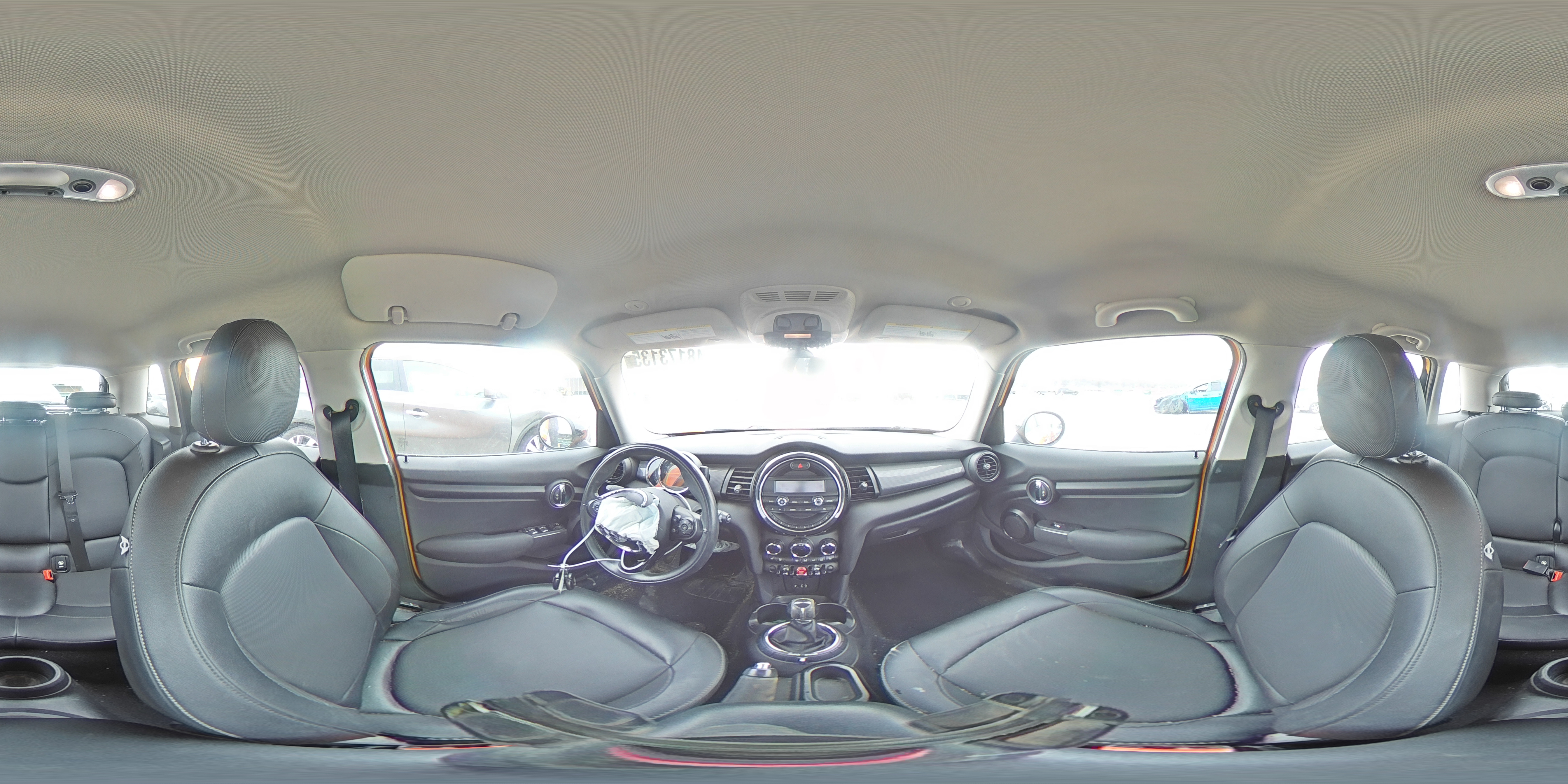 2015 MINI Cooper - Image 12