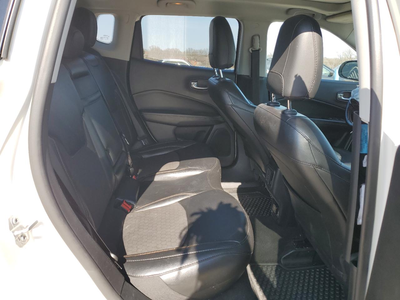 2019 Jeep Compass - Image 10