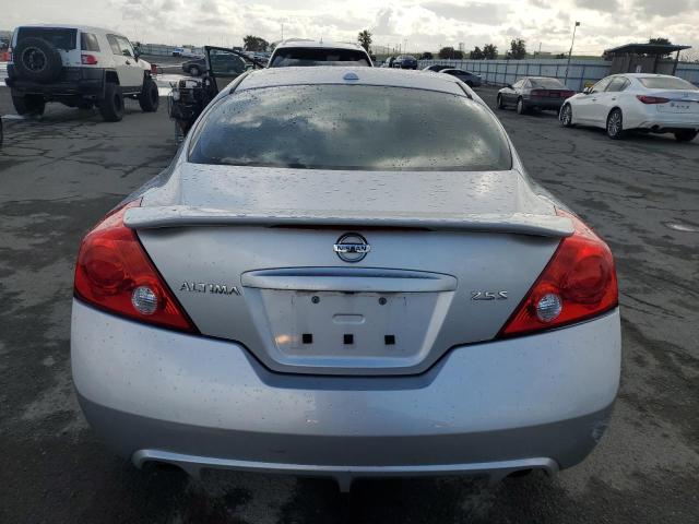 Купе NISSAN ALTIMA 2012 Серебристый