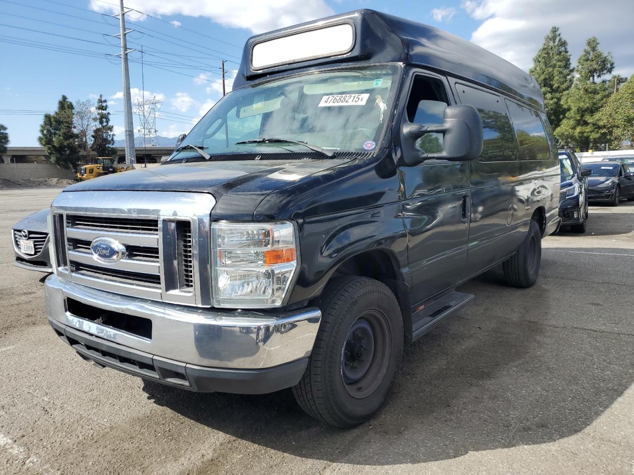 2014 Ford Econoline - Image 1