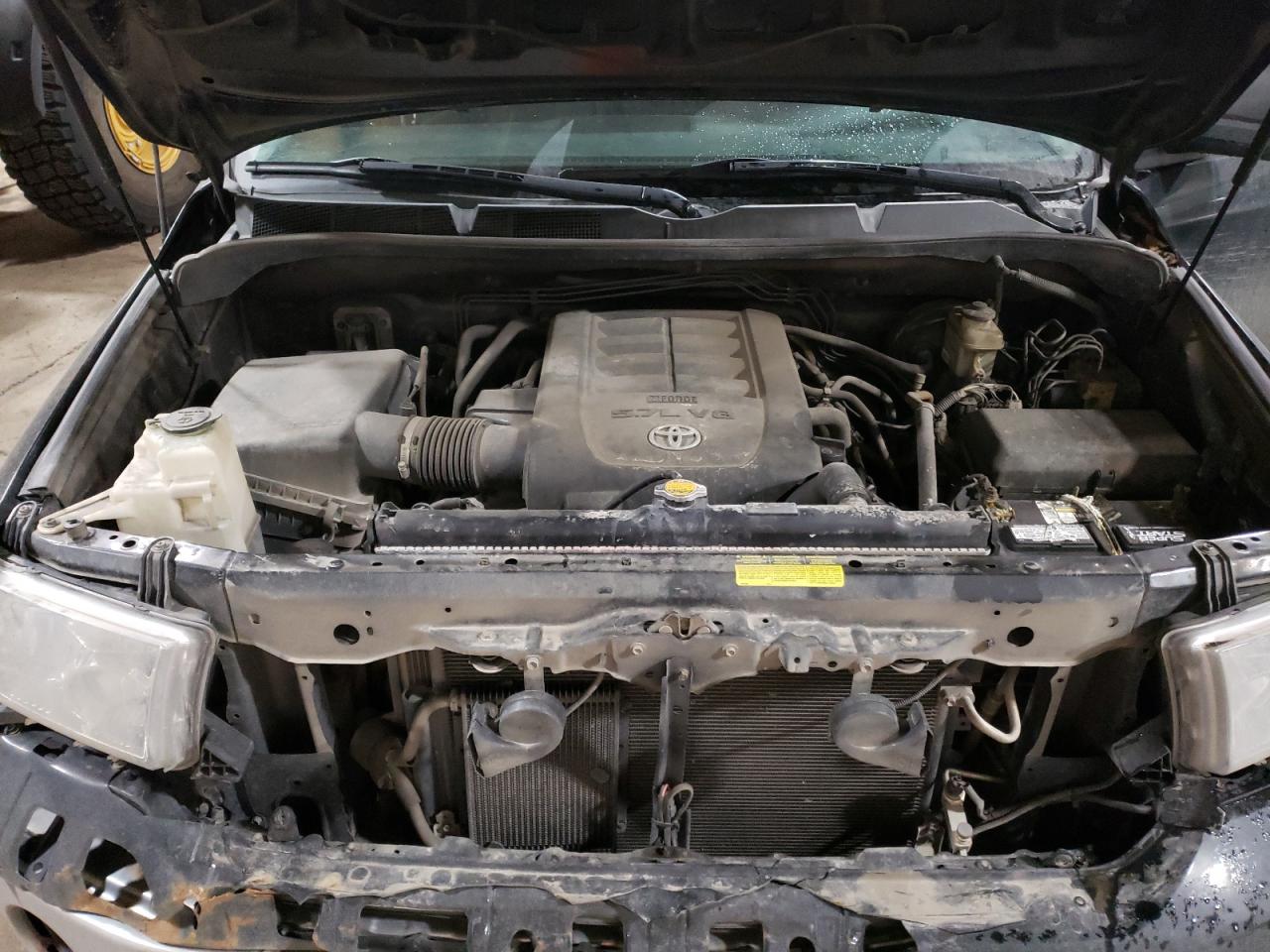 2011 Toyota Tundra - Image 11