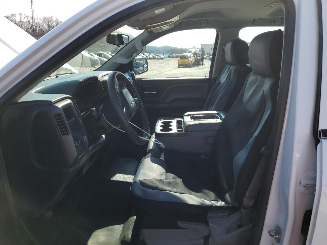 2014 Chevrolet Silverado - Image 7