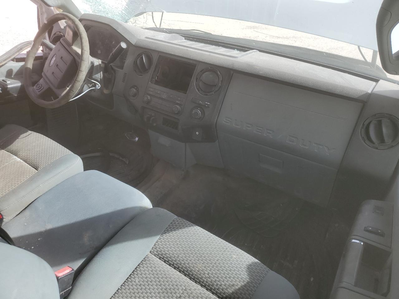 2013 Ford F250 - Image 8
