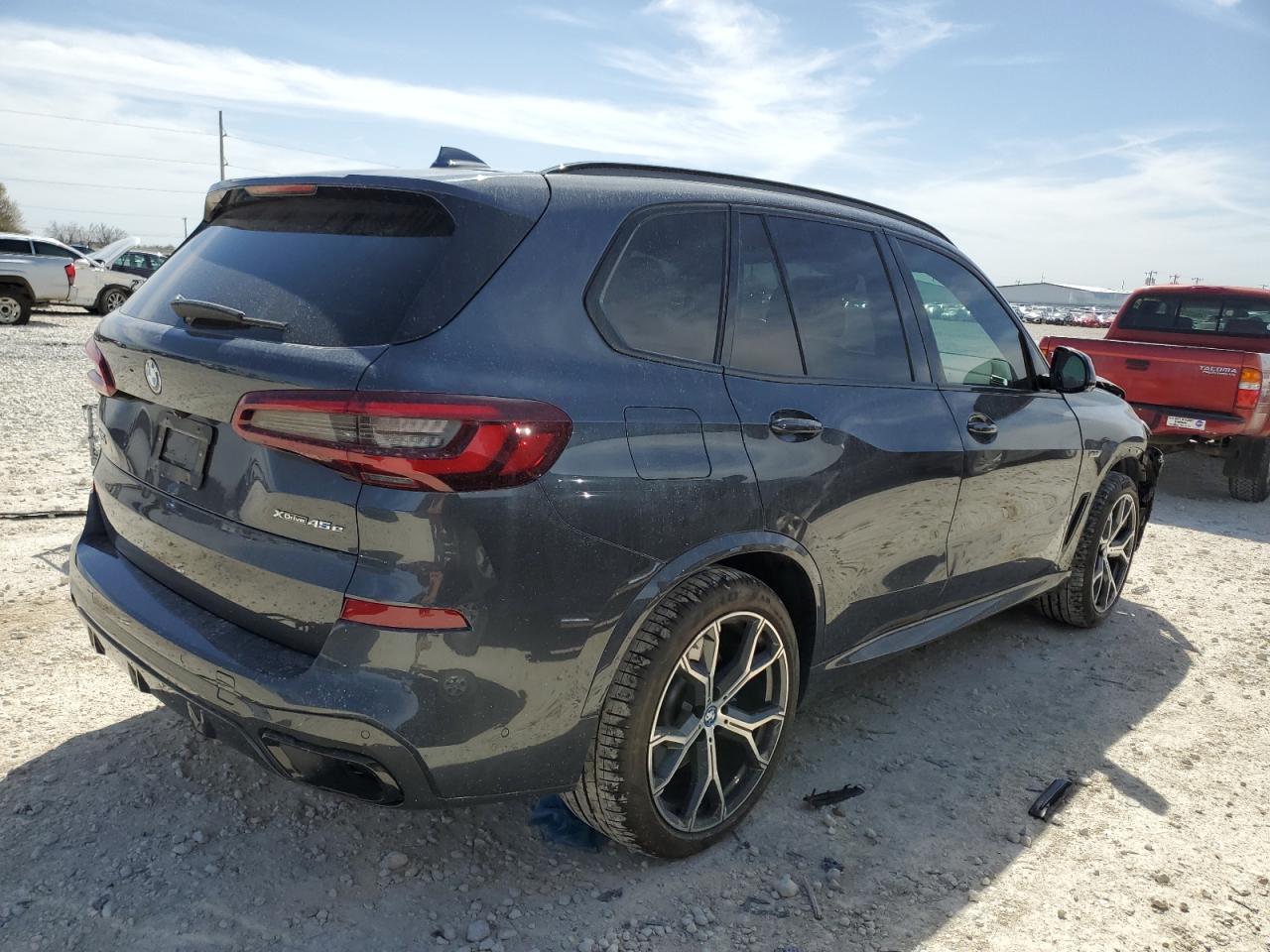 2022 BMW X5 - Image 3