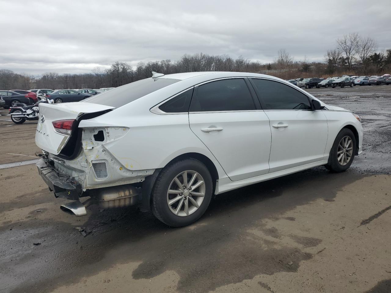 2018 Hyundai Sonata - Image 3