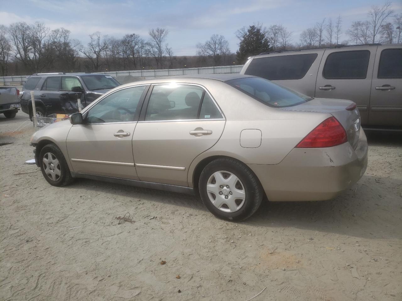 2007 Honda Accord - Image 2