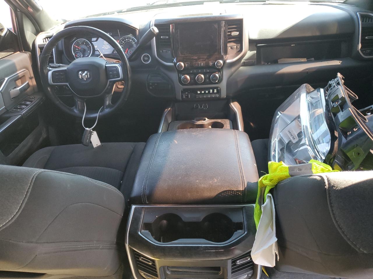 2019 RAM 3500 - Image 8