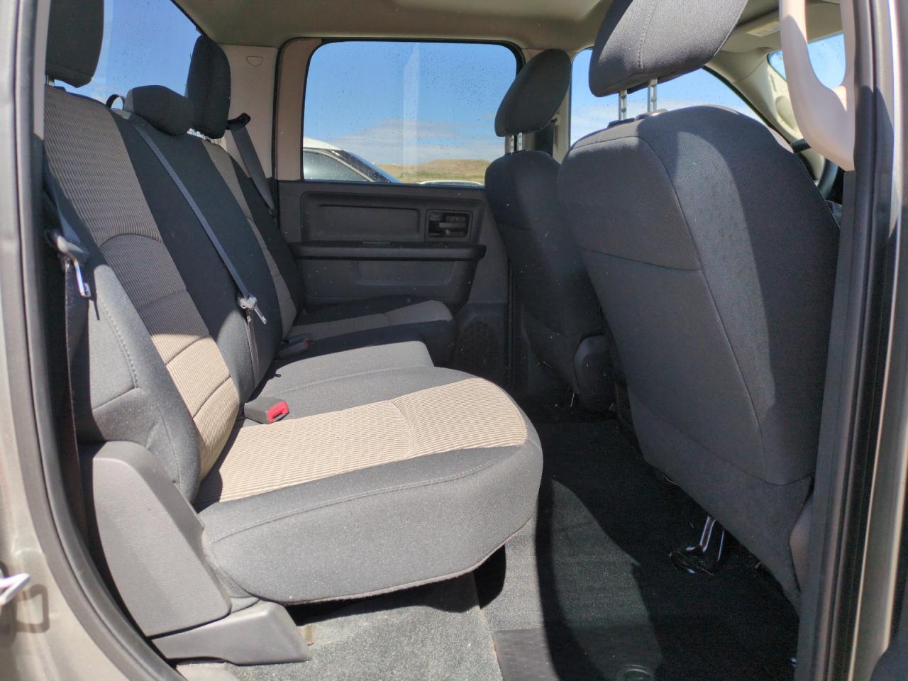 2012 Dodge RAM - Image 10