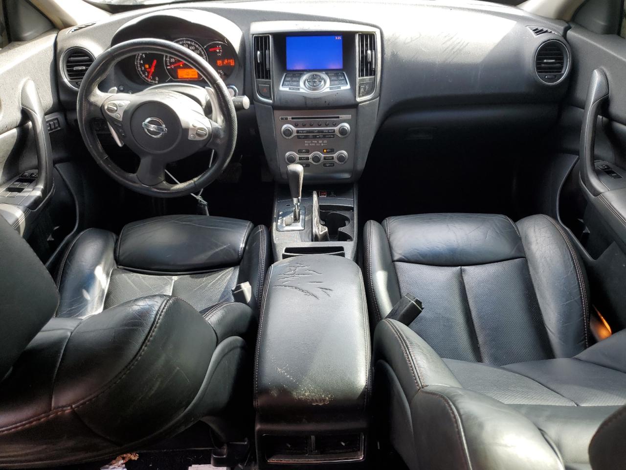 2010 Nissan Maxima - Image 8