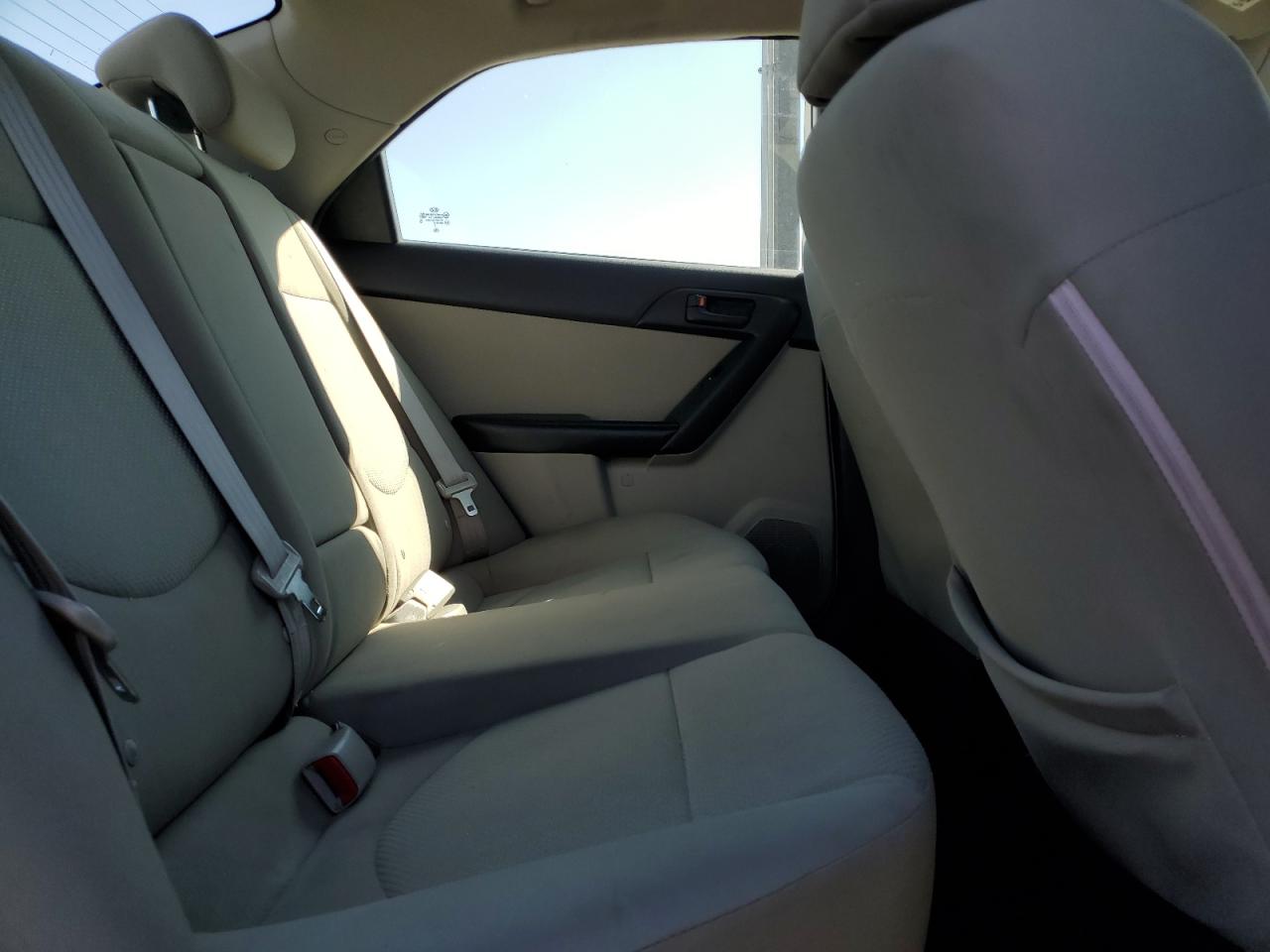 2012 Kia Forte - Image 10
