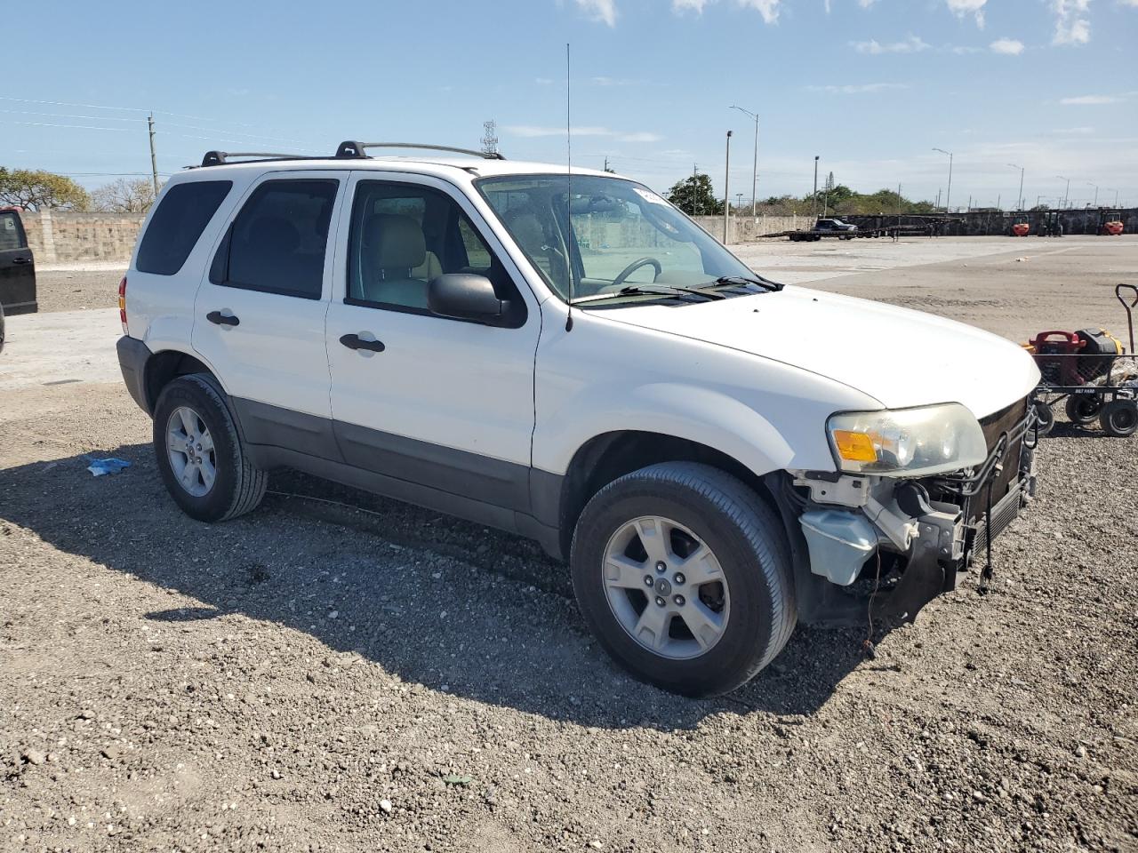 2006 Ford Escape - Image 4