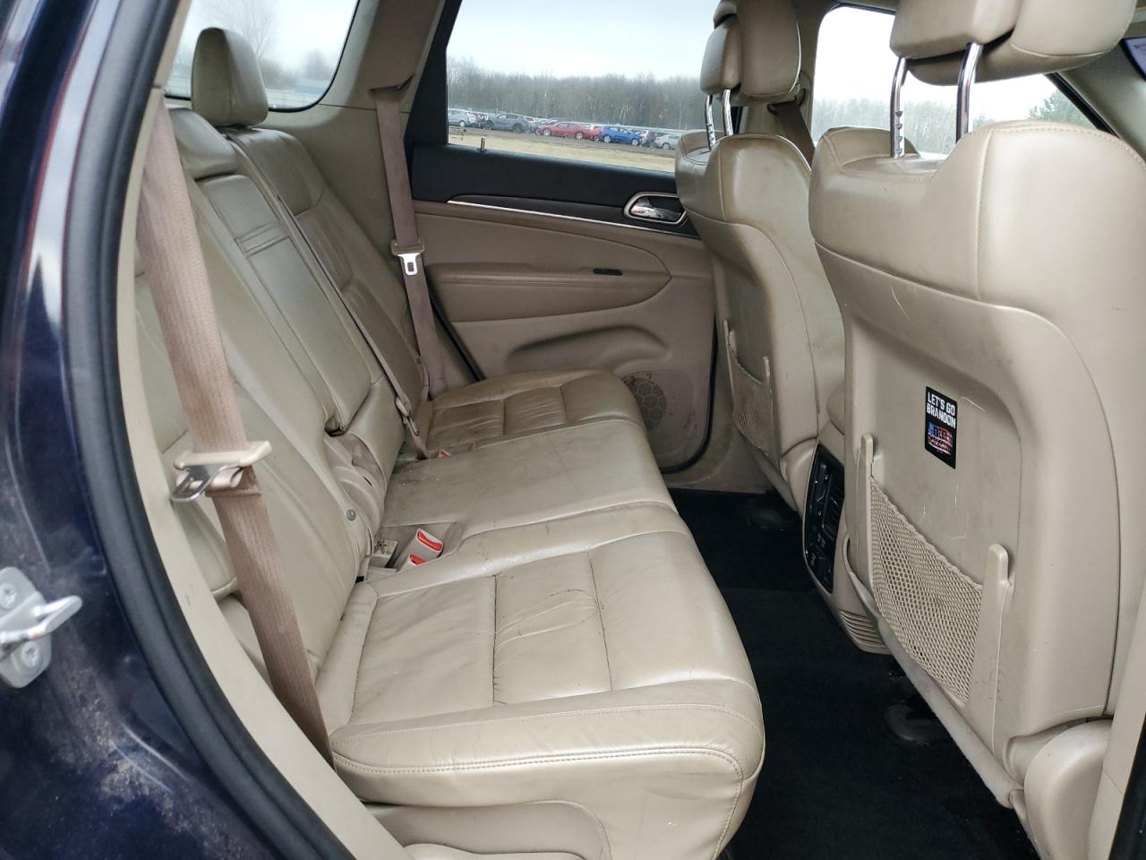 2015 Jeep Grand Cherokee - Image 11