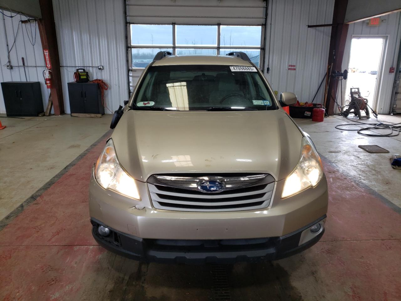 2010 Subaru Outback - Image 5