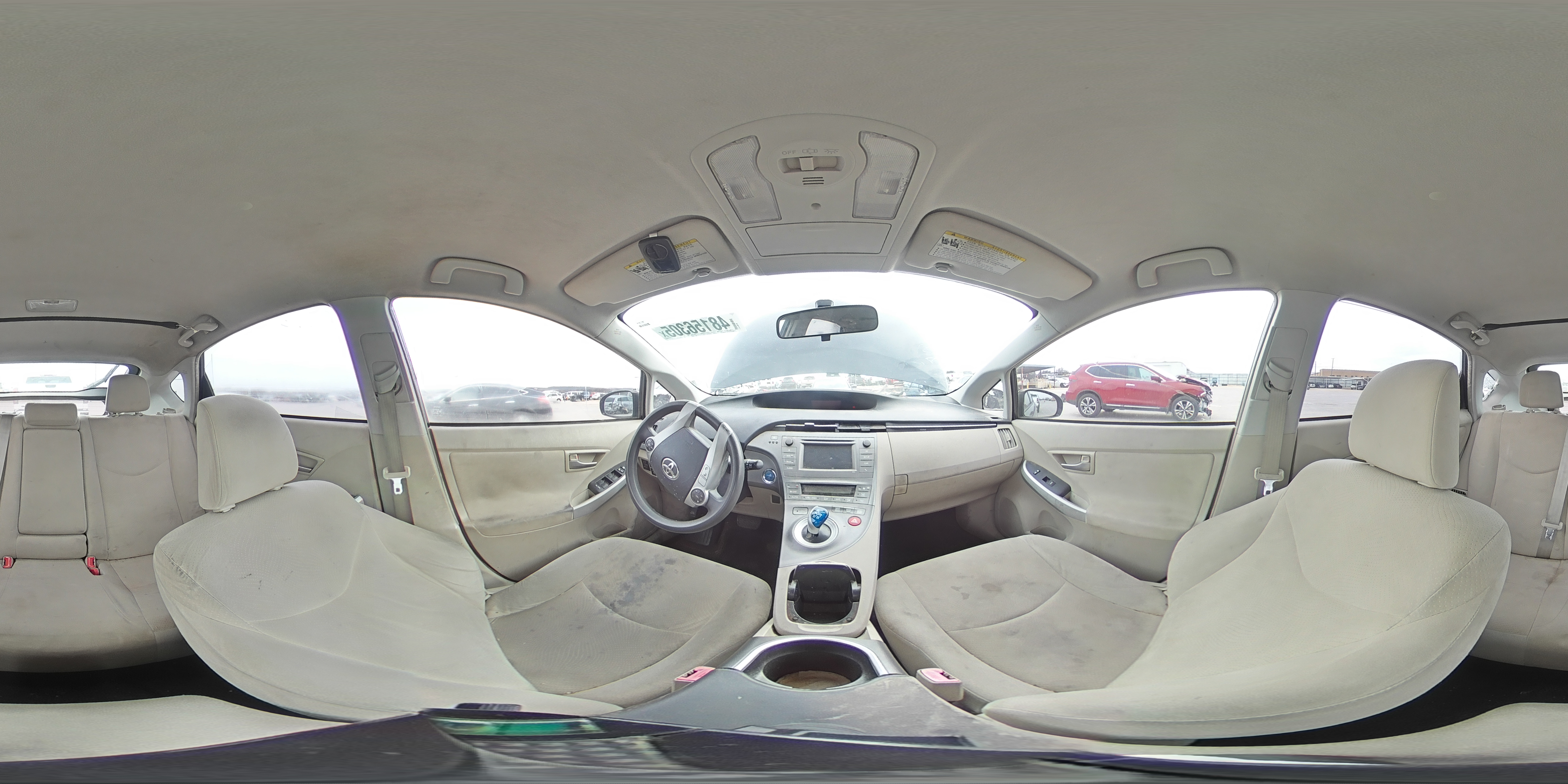 2013 Toyota Prius - Image 12