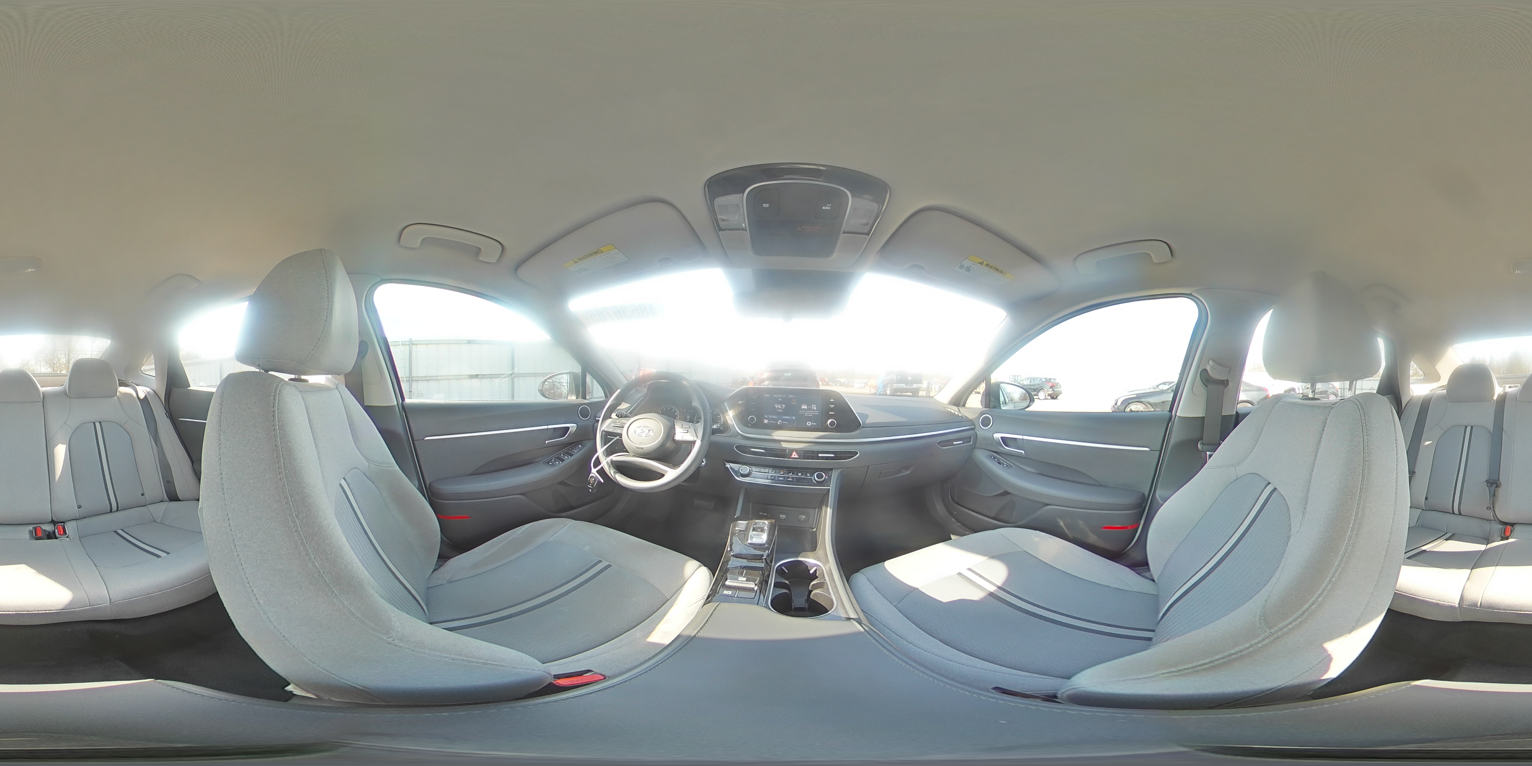 2022 Hyundai Sonata - Image 13