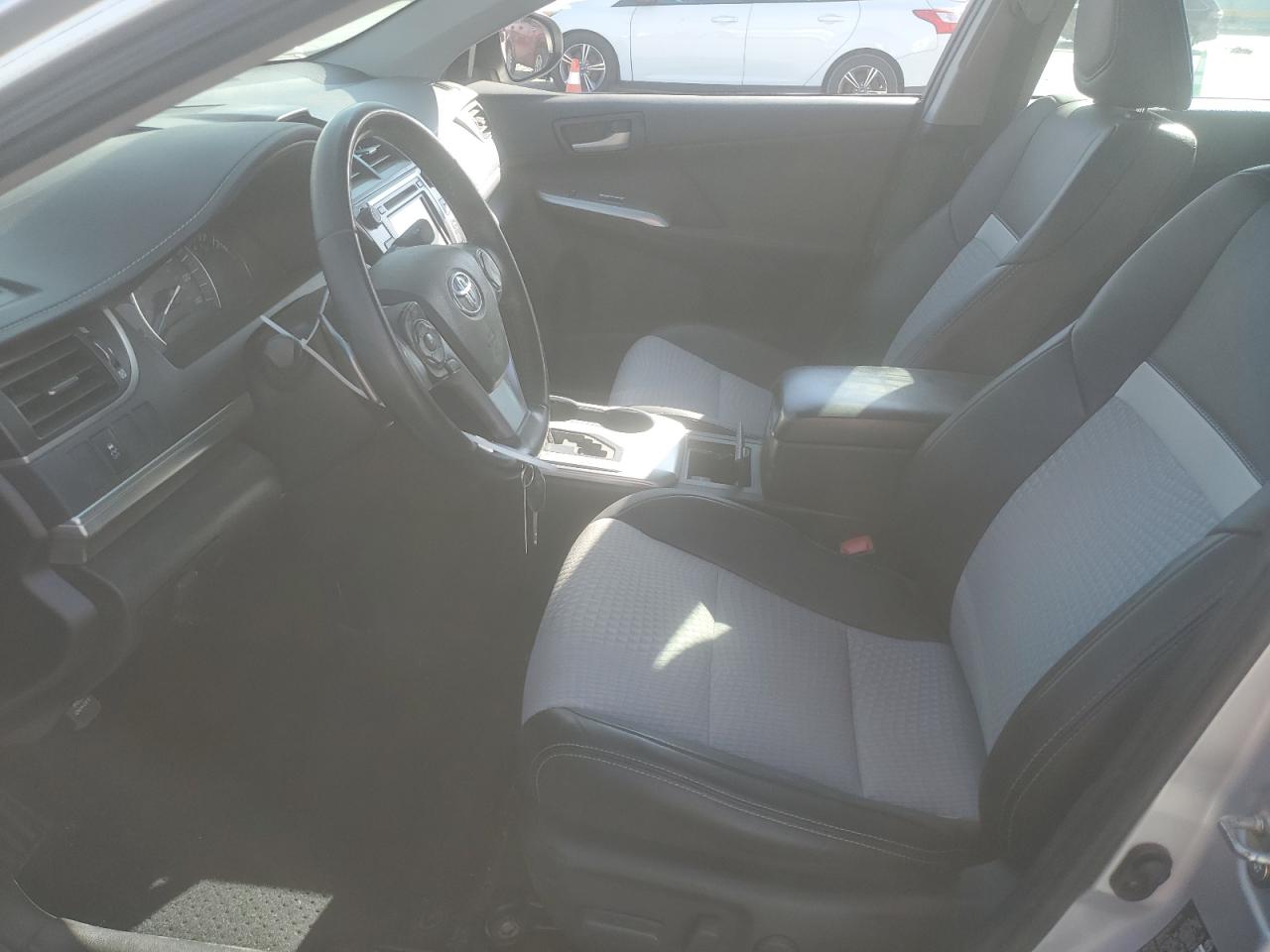 2014 Toyota Camry - Image 7