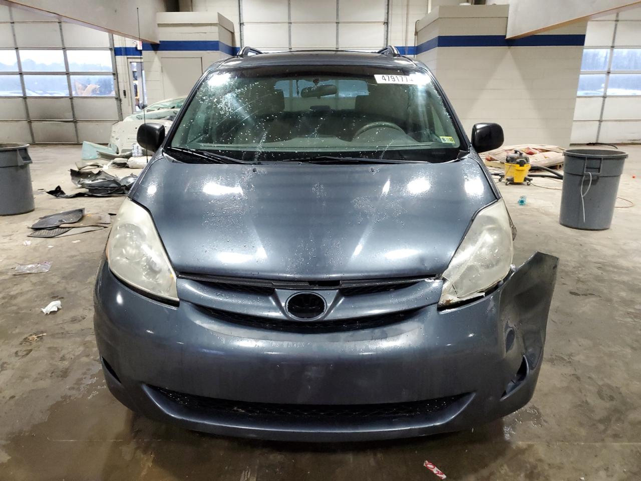2006 Toyota Sienna - Image 5