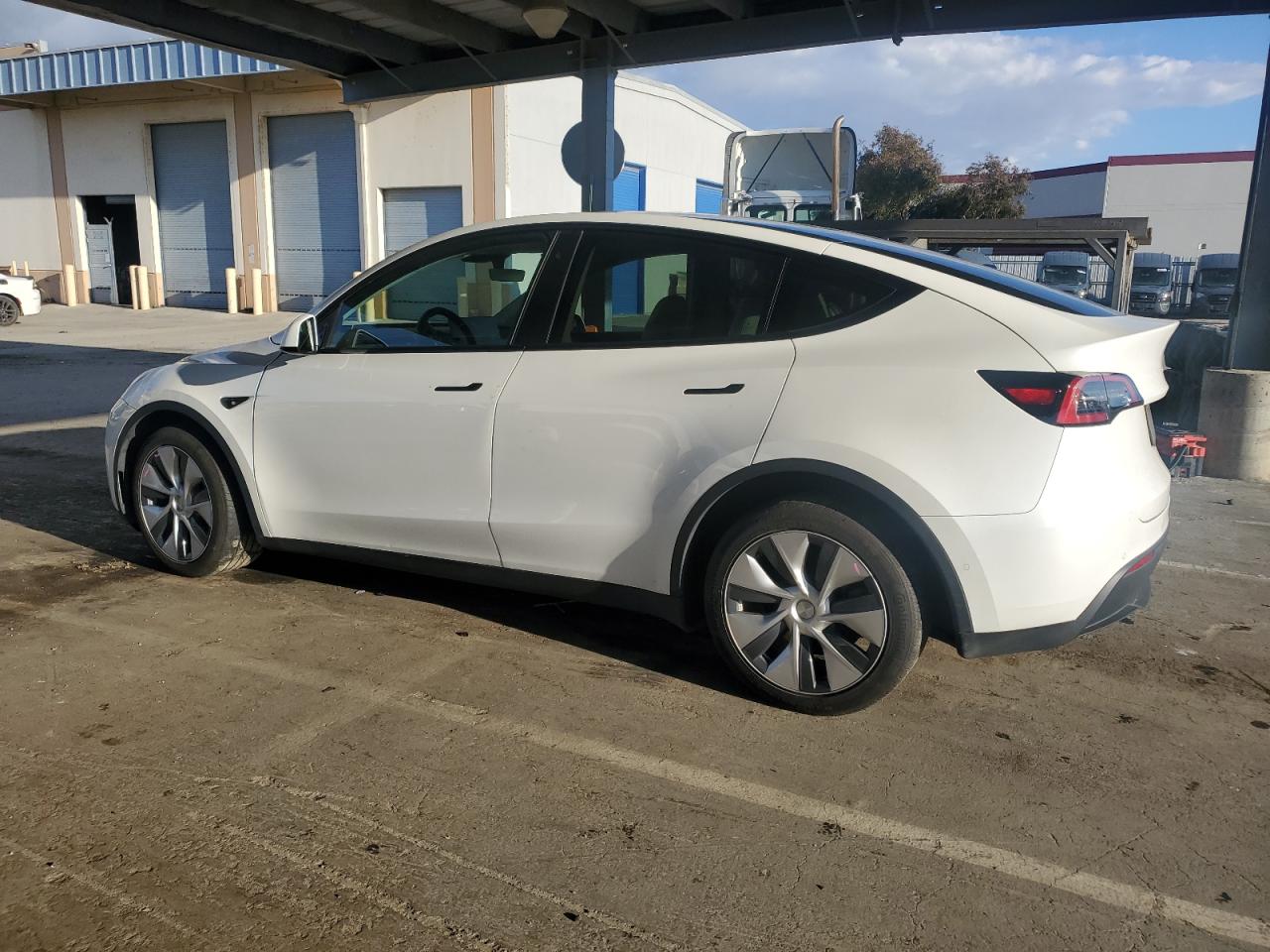2021 Tesla Model Y - Image 2