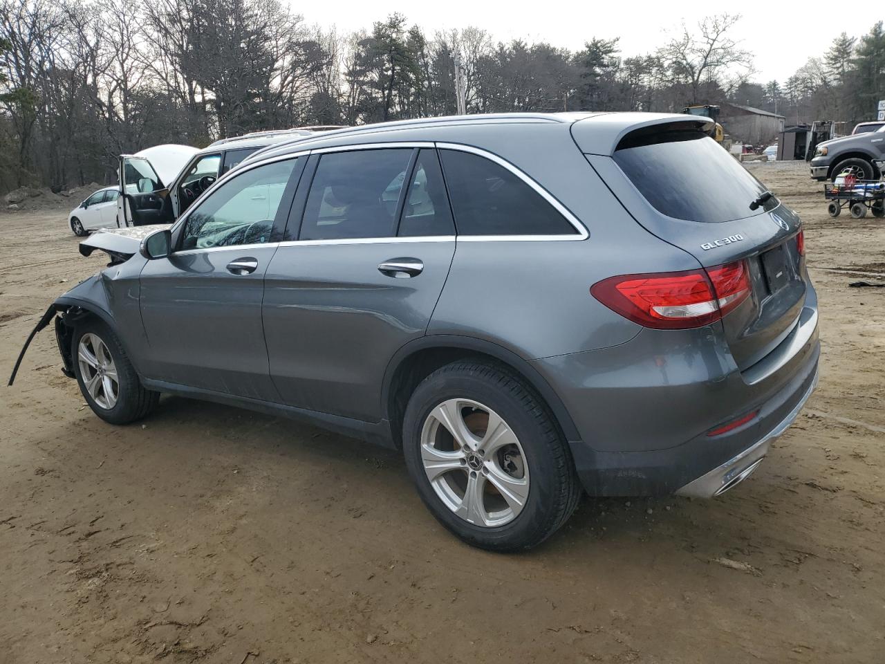 2018 Mercedes-Benz GLC - Image 2