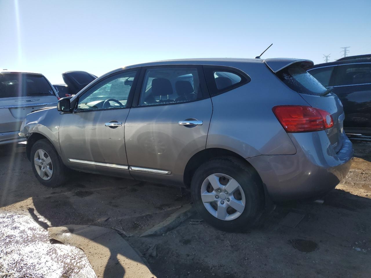2013 Nissan Rogue - Image 2