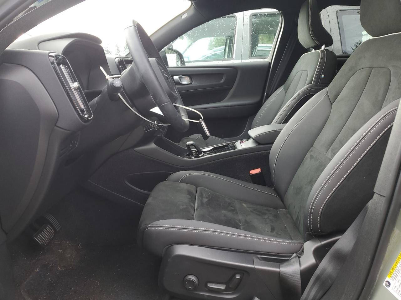2022 Volvo C40 P8 Recharge Ultimate VIN: YV4ED3GB2N2008323 Lot: 43647245