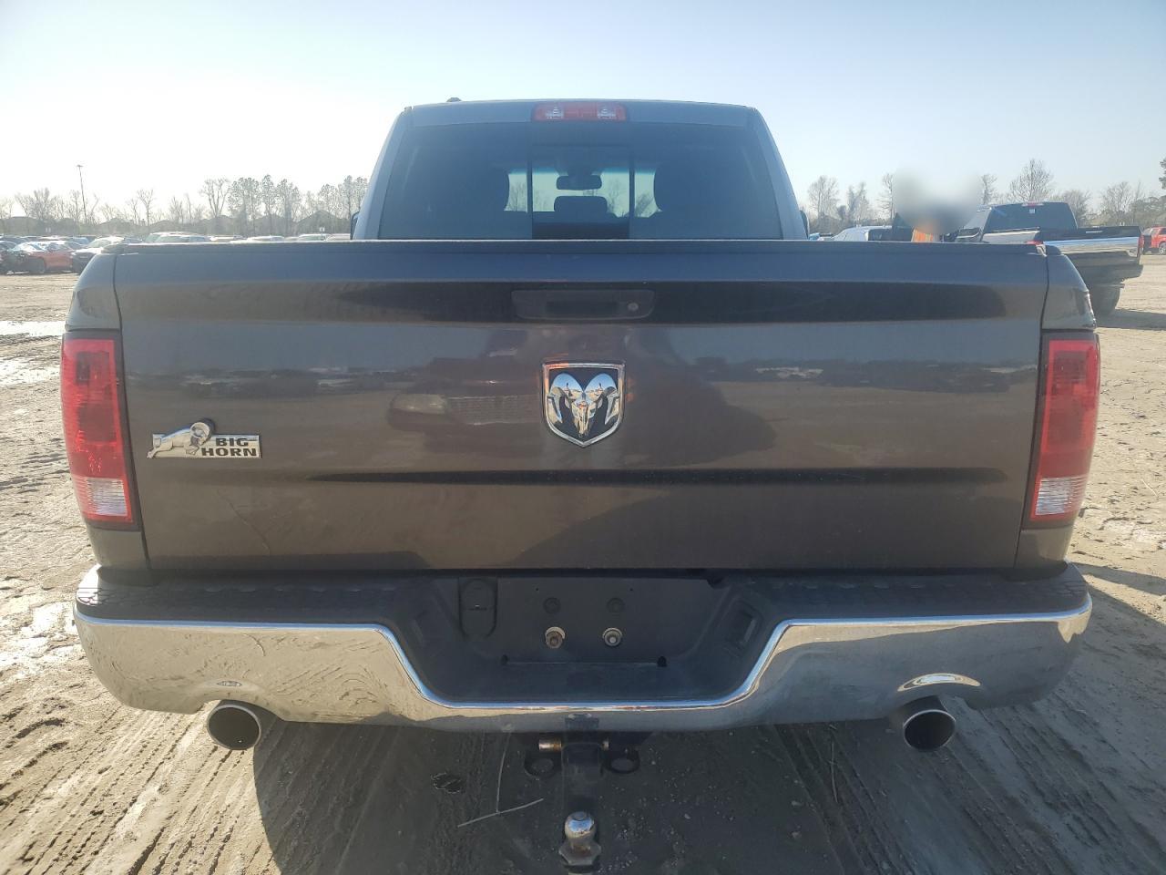2015 RAM 1500 - Image 6