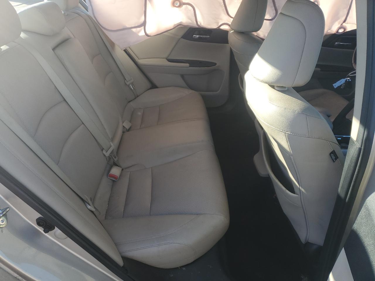 2015 Honda Accord - Image 10