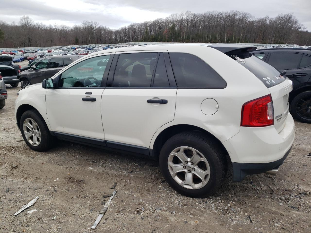 2011 Ford Edge - Image 2