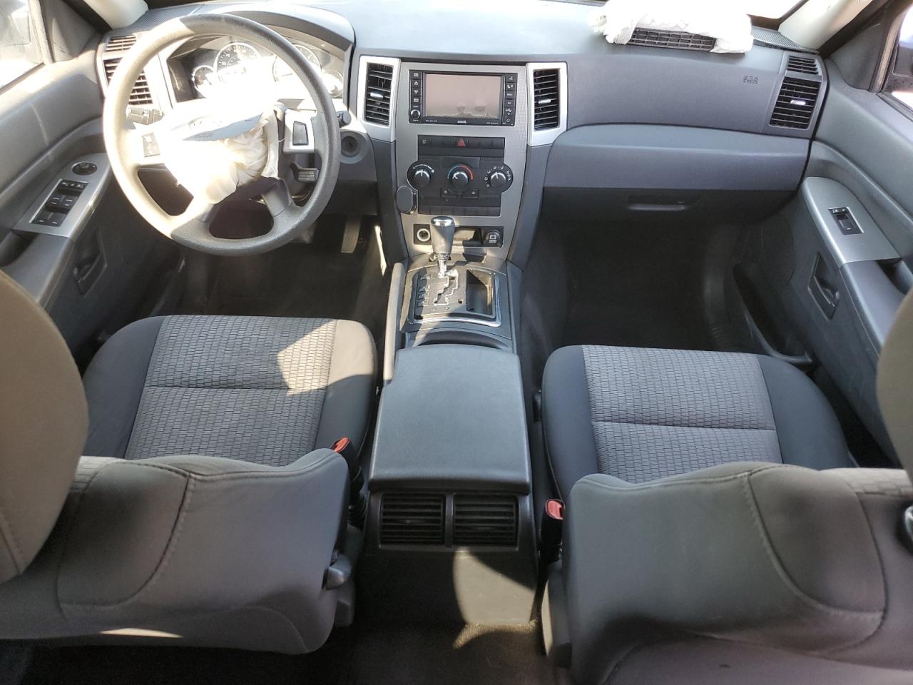 2008 Jeep Grand Cherokee - Image 8