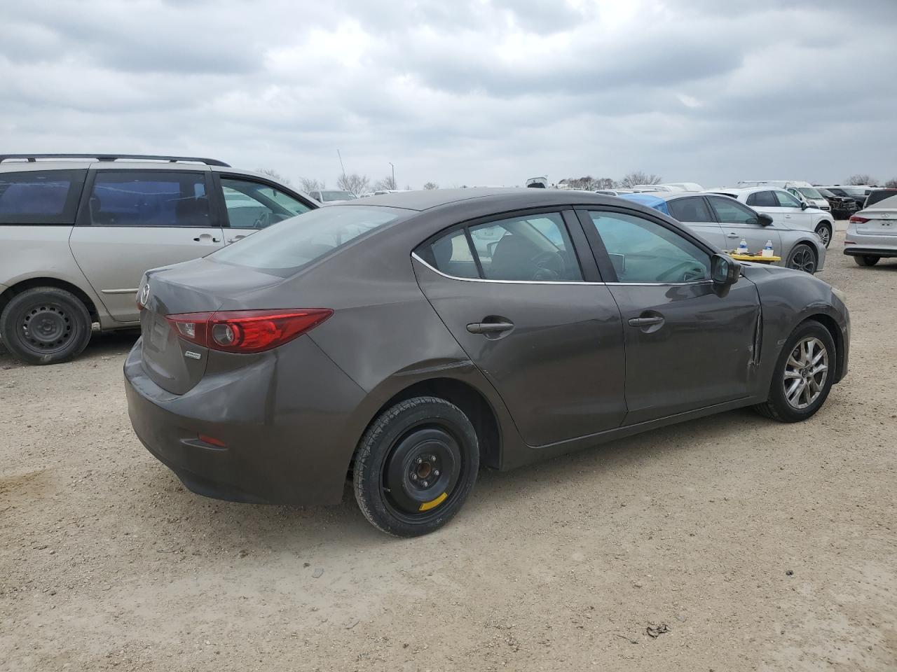 2016 Mazda 3 - Image 3