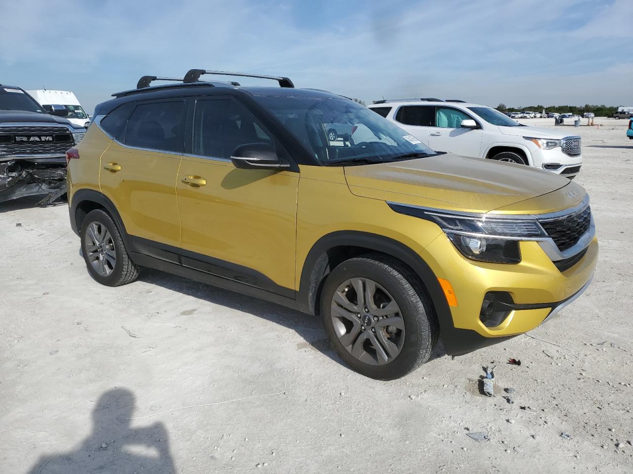 2023 Kia Seltos - Image 4
