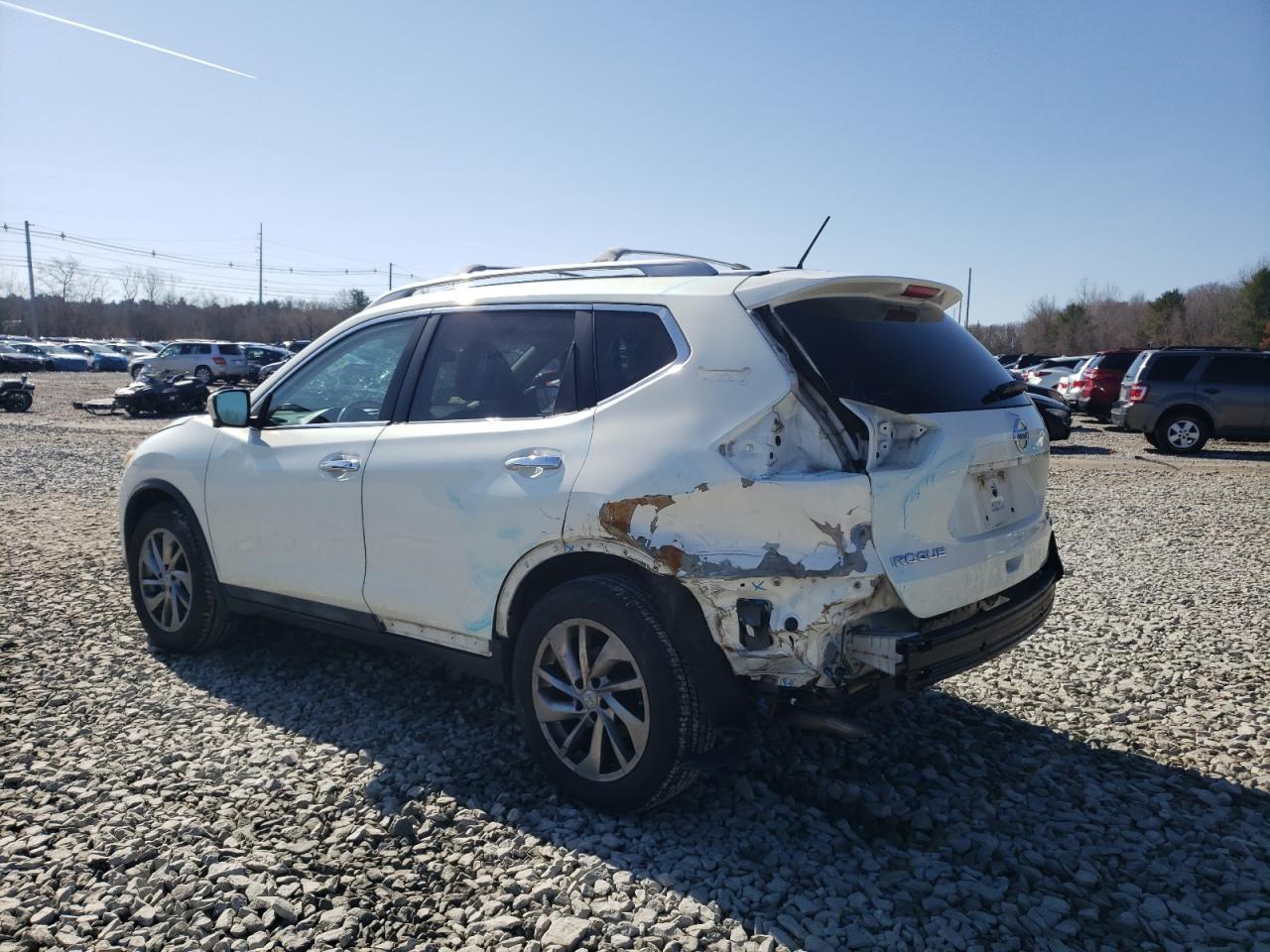 2014 Nissan Rogue - Image 2
