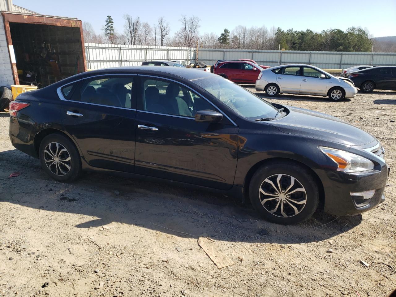 2015 Nissan Altima - Image 4