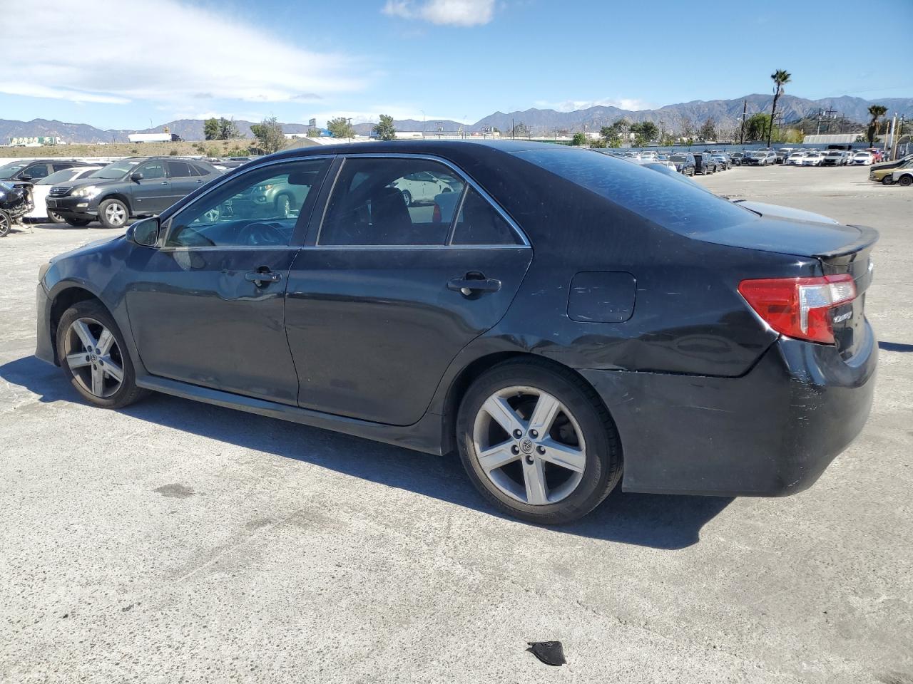 2014 Toyota Camry - Image 2