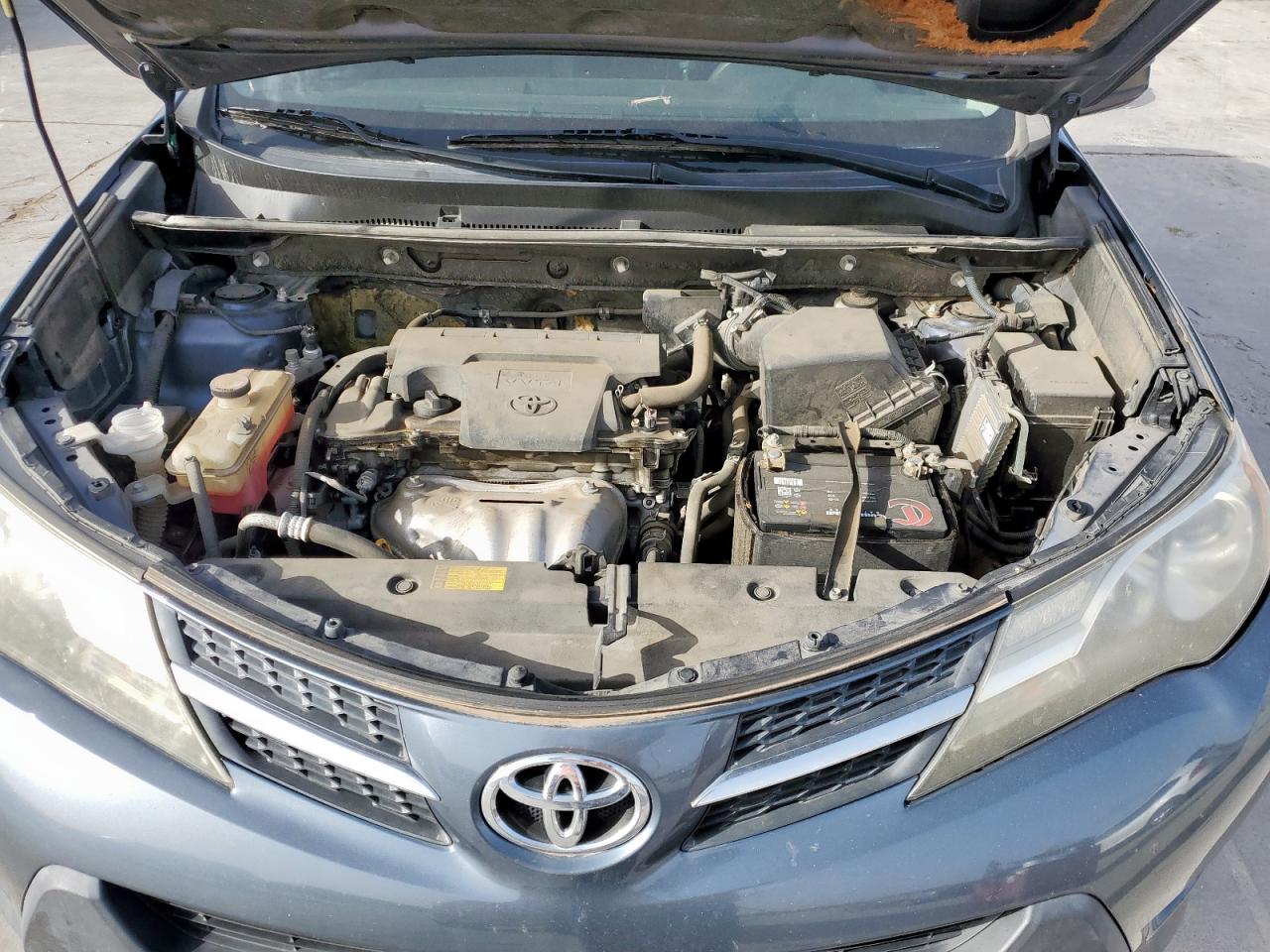 2014 Toyota RAV 4 - Image 12