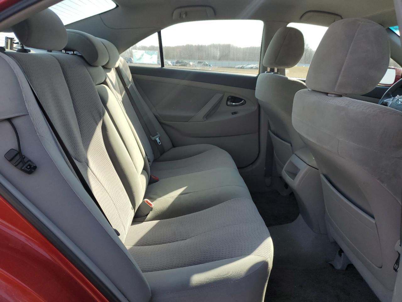 2010 Toyota Camry - Image 10