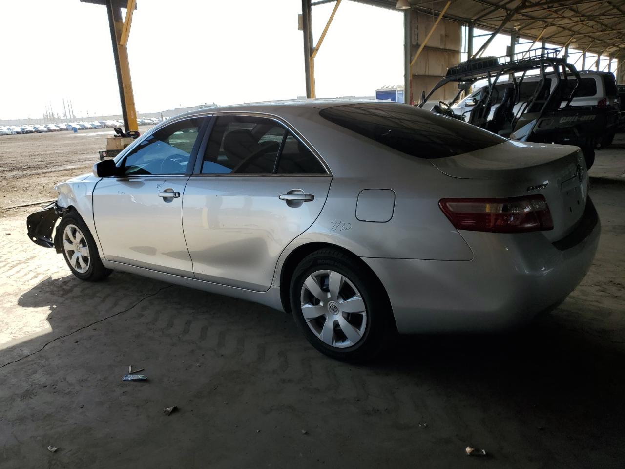 2009 Toyota Camry - Image 2