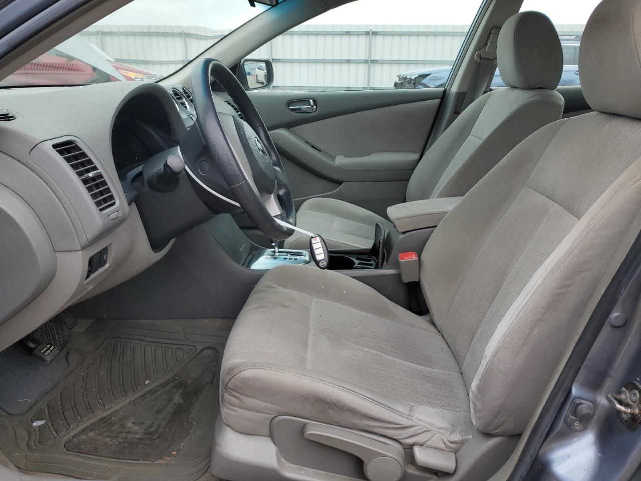 2010 Nissan Altima - Image 7