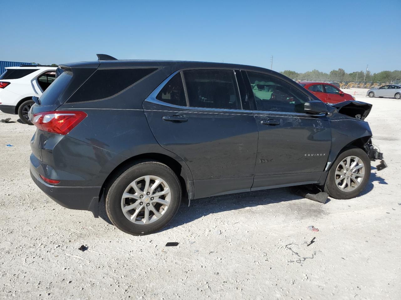 2020 Chevrolet Equinox - Image 3