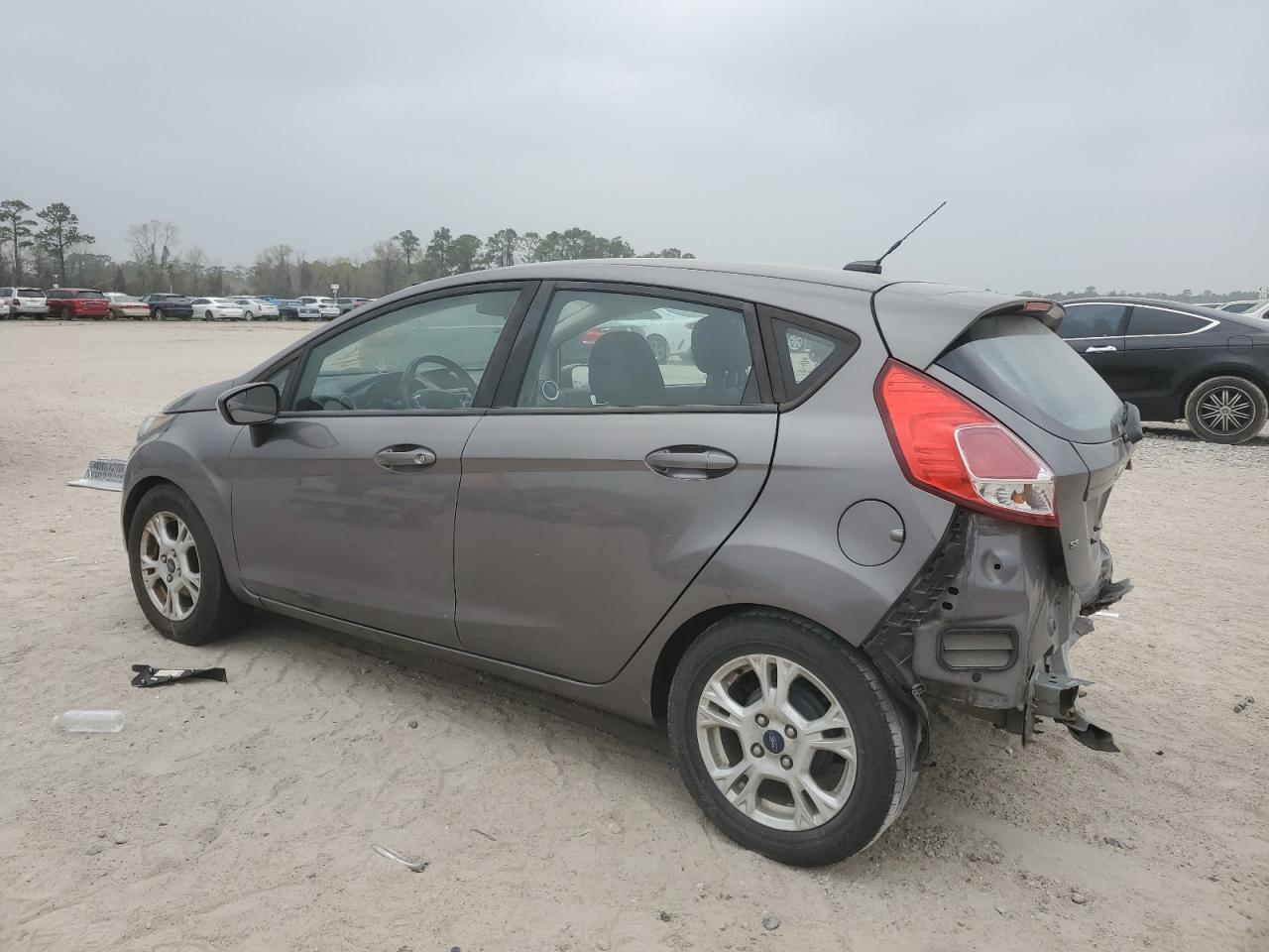 2014 Ford Fiesta - Image 2