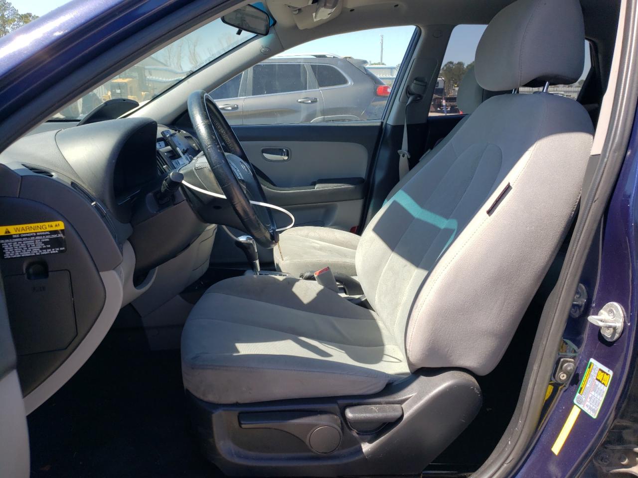 2010 Hyundai Elantra - Image 7